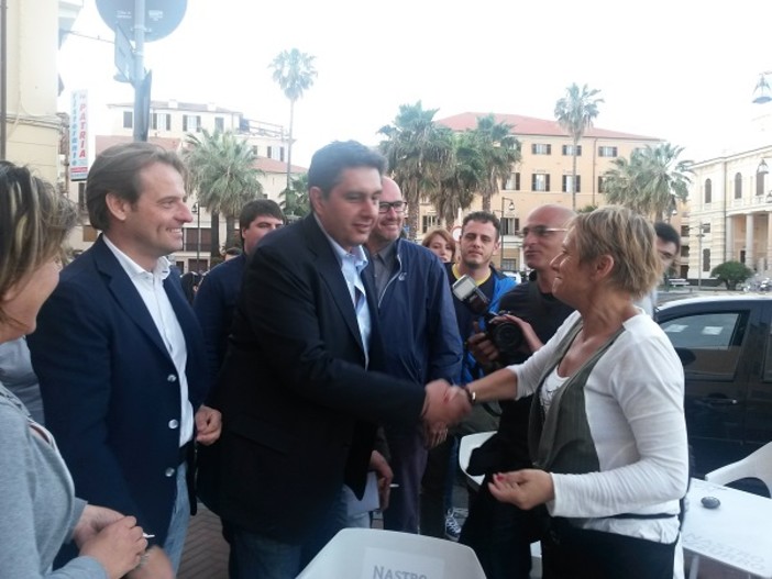 Genova: prima visita di Giovanni Toti ed i suoi collaboratori presso la sede della Regione Liguria