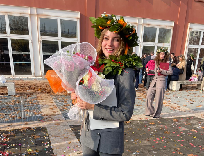 La sanremese Giorgia Zaffanelli si laurea in sociologia a Milano (Foto)