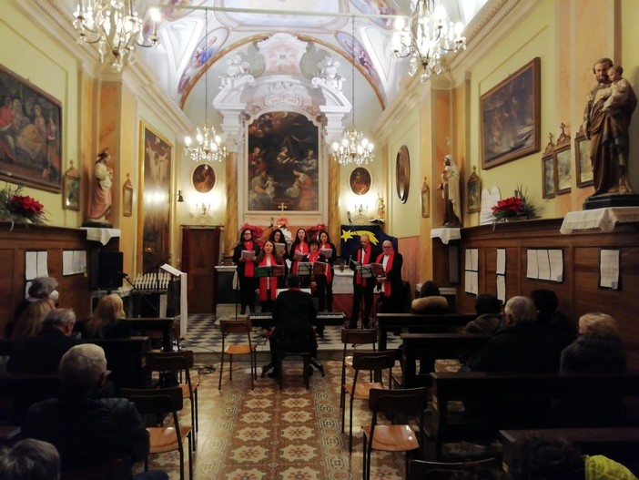 Sanremo: un pomeriggio di entusiasmo e partecipazione per la comunità della Villetta con ‘Le Meraviglie del Canto’