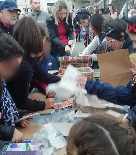 Imperia: grande successo ieri pomeriggio al campetto delle Ferriere per Halloween di '@genitori attivi'