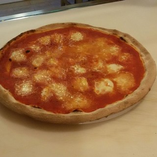 Dalla prossima settimana Habanero di Sanremo accenderà i forni per le pizze anche a pranzo