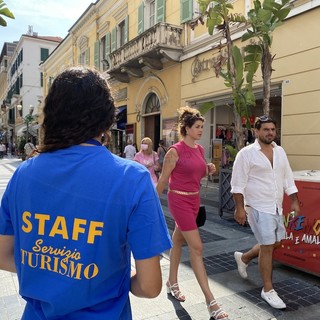 Sanremo: l'Infopoint di via Matteotti raddoppia, visto il grande afflusso aprirà anche al mattino