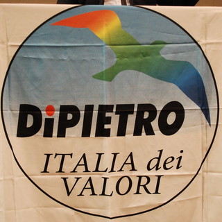 Domani l'Italia dei Valori apre i banchetti referendari a Vallecrosia, Taggia, Imperia e Sanremo