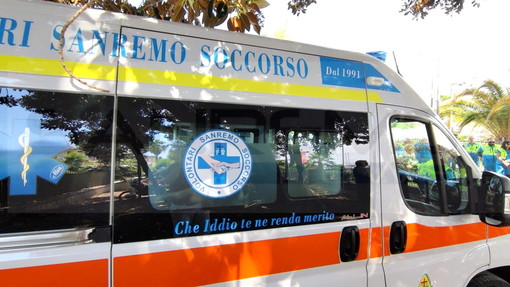 Sanremo: 40enne trovato senza vita nella vasca della sua abitazione, si è tolto la vita