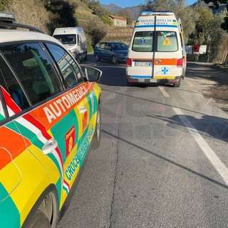 Camporosso: scontro auto-moto in corso Italia, 20enne ferito e portato in ospedale (Foto)