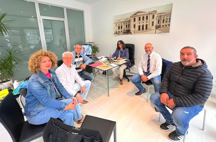 Bordighera: ieri sera l'incontro inaugurale del circolo cittadino del movimento politico Indipendenza (Foto)