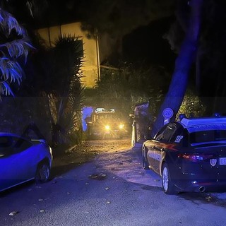 Ventimiglia: incendio stanotte in un'abitazione sulla via Romana, anziano ferito e muore il suo cane (Foto)
