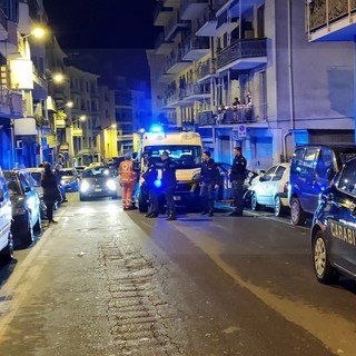 Sanremo: investe un pedone in via Martiri, strappa la targa e abbandona lo scooter, è caccia all'uomo