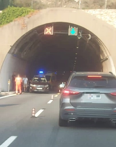Ventimiglia, incidente stradale sull'A10: traffico bloccato in autostrada