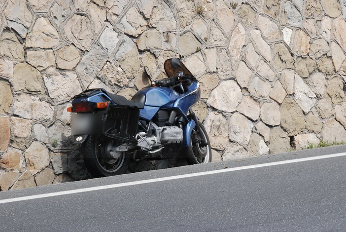 Ospedaletti: 43enne in gravi condizioni dopo un incidente a bordo della moto con il marito