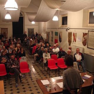 Incontro pubblico di “Sanremo Insieme” dopo il rimpasto e l’esclusione di Daniela Cassini: “Biancheri ha fatto una manovra politica verso il centrodestra, un passaggio traumatico che non condividiamo” (Foto e Video)