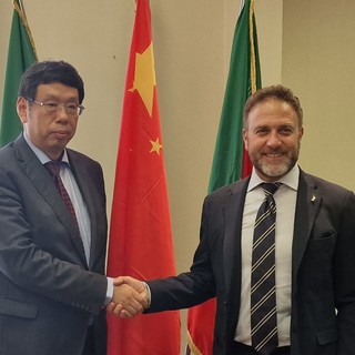 Il vicepresidente della Regione Liguria incontra il console cinese