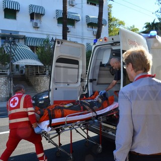 Sanremo: scontro tra due scooter stamattina in corso Cavallotti, i conducenti portati in ospedale