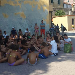 Cervo: grande successo per la giornata dedicata interamente ai ragazzi e al mare organizzata dall’associazione Informare e dal Comune