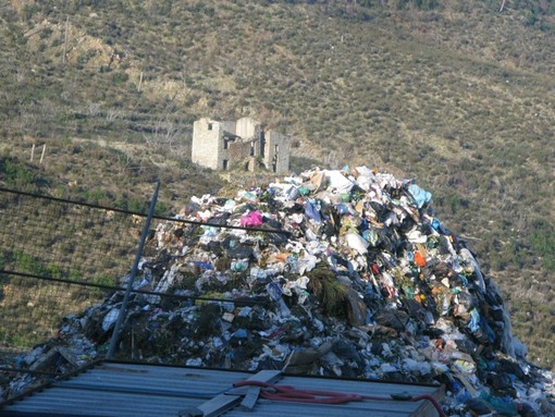 Se questo è un Geopark: la discarica della Ramognina