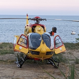 Imperia, cade dallo scooter in strada Ciosa: 50enne trasportato al Santa Corona con l’elisoccorso