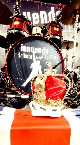 Camporosso, musica live in piazza con l'Innuendo Queen Tribute Band (Foto)