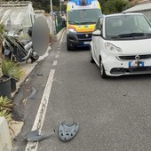 Incidente tra scooter e auto in via 2 Giugno a Camporosso: ferito un 29enne