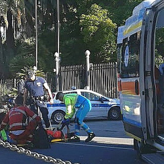 Sanremo: 14enne investita da un motociclista in corso Cavallotti, trasportata in ospedale (Foto)