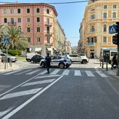 Sanremo: scontro tra auto e moto in via Roma. Sessantenne trasportato al pronto soccorso