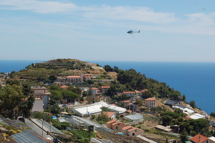 Sanremo: oggi a Poggio, Villaggio di Natale dell'ACLI con Babbo Natale e gli Elfi postini