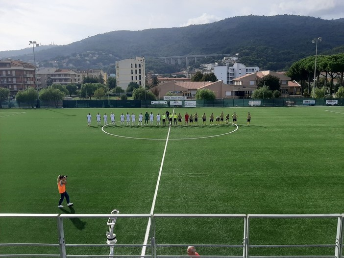 Calcio: rotondo 3-0, nel finale l'Imperia stende il Serra Riccò con la doppietta di capitan Giglio