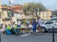 Vallecrosia: auto tampona moto al semaforo di via Aprosio, 57enne lievemente ferito (Foto)