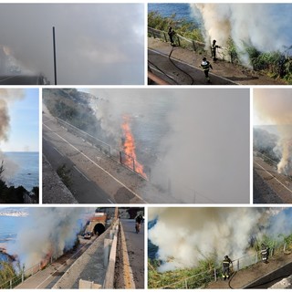 Sanremo: vigili del fuoco in azione per un incendio di sterpaglie a La Vesca, pista ciclabile chiusa (Foto e Video)