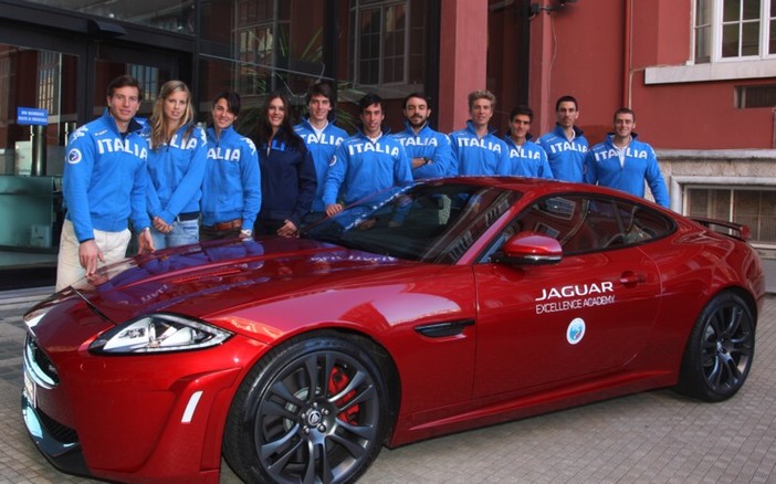 Anche il sanremese Giuseppe Alberti tra i 20 canottieri per la 'Jaguar Excellence Academy, si può votare su Facebook