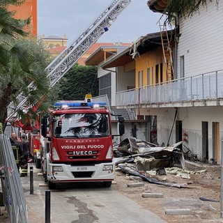 Bordighera: incendio alla scuola di via Napoli, esclusa la matrice dolosa si indaga per scoprire le cause del rogo