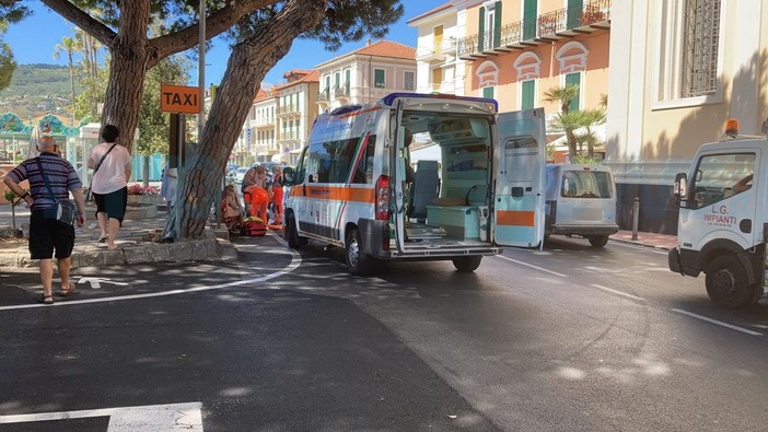 Diano Marina: rocambolesco investimento questa mattina sull'Aurelia, tre le persone ferite (Foto)