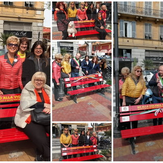 Ventimiglia: stamane l'inaugurazione della panchina rossa contro la violenza sulle donne (Foto)