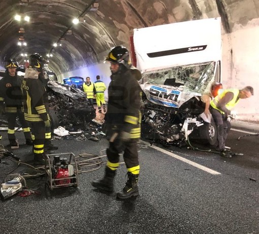 Taggia: è un 56enne moldavo ma residente a Imperia l'uomo morto nell'incidente di stanotte sull'autostrada (Foto)