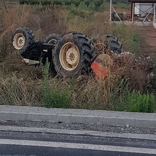 Incidente mortale ad Ortovero a pochi chilometri da Pieve di Teco: camion contro trattore (Foto e Video)