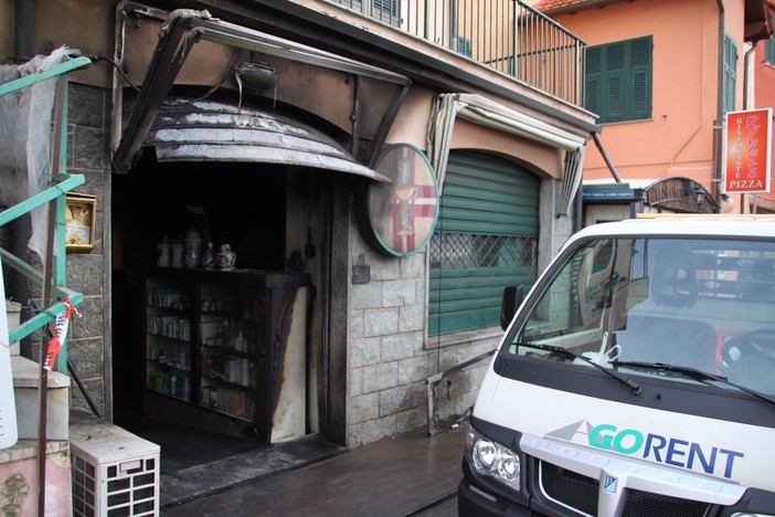 Riva Ligure: attentato incendiario di stanotte alla farmacia 'Nuvoloni', intervento del Consigliere Sablone