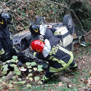 Molini di Triora: uomo cade con l'auto in una scarpata, ritrovato dopo diverse ore (Foto)