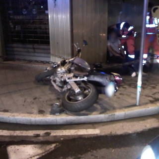 Sanremo: incidente stradale stanotte in piazza Eroi, honduregno senza patente