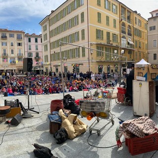 Le immagini da piazza Borea d'Olmo