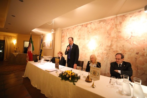 Il Governatore Lions Mauro Bianchi ha fatto visita al Club di Diano Marina (foto)