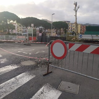 Lavori pubblici, cambia il volto della passeggiata a Diano Marina, ma tra i commercianti c'è chi teme perdite e disagi (foto)