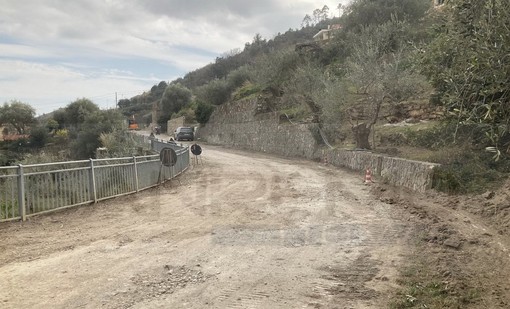 Sanremo: intervento storico per la frazione di Verezzo, partiti i lavori della strada della Parà (Foto)