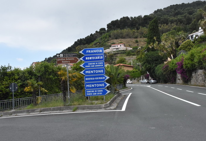 Ventimiglia: una settimana di chiusure notturne sull'Aurelia tra Latte e il confine di Stato