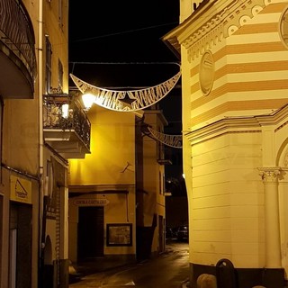 Sanremo: Fratelli d'Italia a Coldirodi nuovamente contro l'Amministrazione &quot;Luminarie ancora spente!&quot; (Foto)