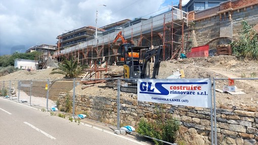 Sanremo: prende forma il 'giardino' sotto l'area ex Ghersi, proseguono i lavori ai Tre Ponti (Foto)