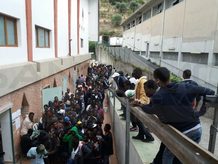 Ventimiglia: rischio varicella al centro di accoglienza di Sant'Antonio, 70 persone vaccinate contro la malattia