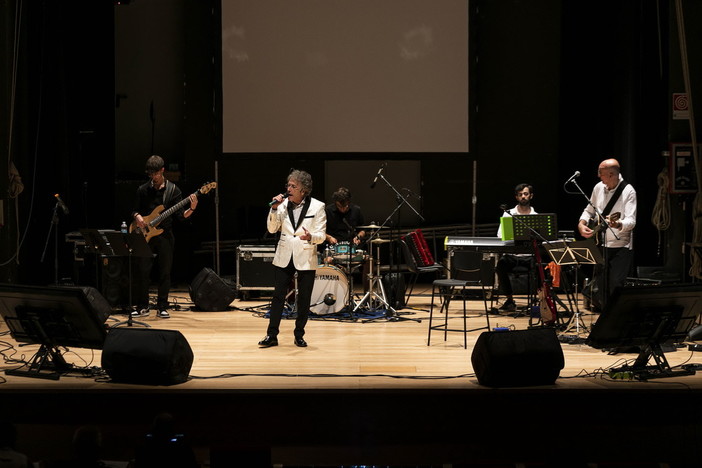 Ventimiglia: venerdì prossimo al Teatro Comunale 'Mi chiamo Luigi', spettacolo musicale dedicato a Luigi Tenco