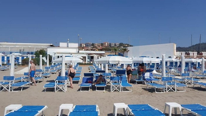 I problemi dei balneari ed il 'distanziamento sociale': oggi in diretta da una spiaggia vedremo come si potrà fare