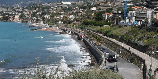 Sanremo: il Comune gioca d’anticipo sull’estate 2023, a bando due spiagge tra le più frequentate della zona