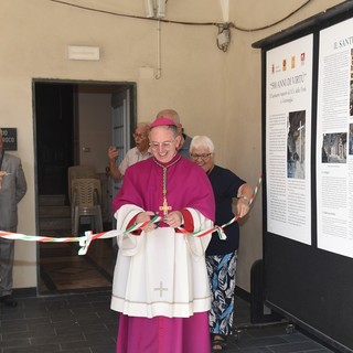 Ventimiglia: con il Vescovo festeggiata ieri alla chiesa di Sant'Agostino la 'Madonna consolata' (Foto)