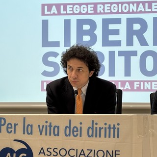 Riparte l’iter per una legge regionale sul fine vita, Marco Cappato in Regione: “Tempi e regole certe per le persone che soffrono”